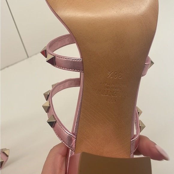 Valentino Garavani ROCKSTUD CALFSKIN LEATHER SLIDE SANDAL 60 MM - Picture 3 of 5